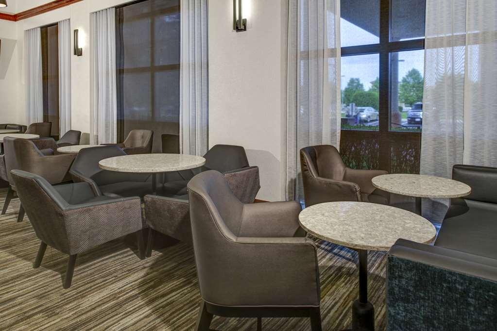 Hyatt Place Detroit/Livonia Restaurang bild