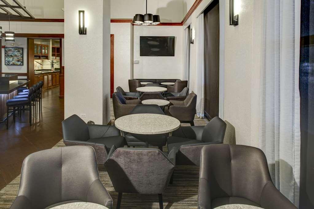 Hyatt Place Detroit/Livonia Restaurang bild