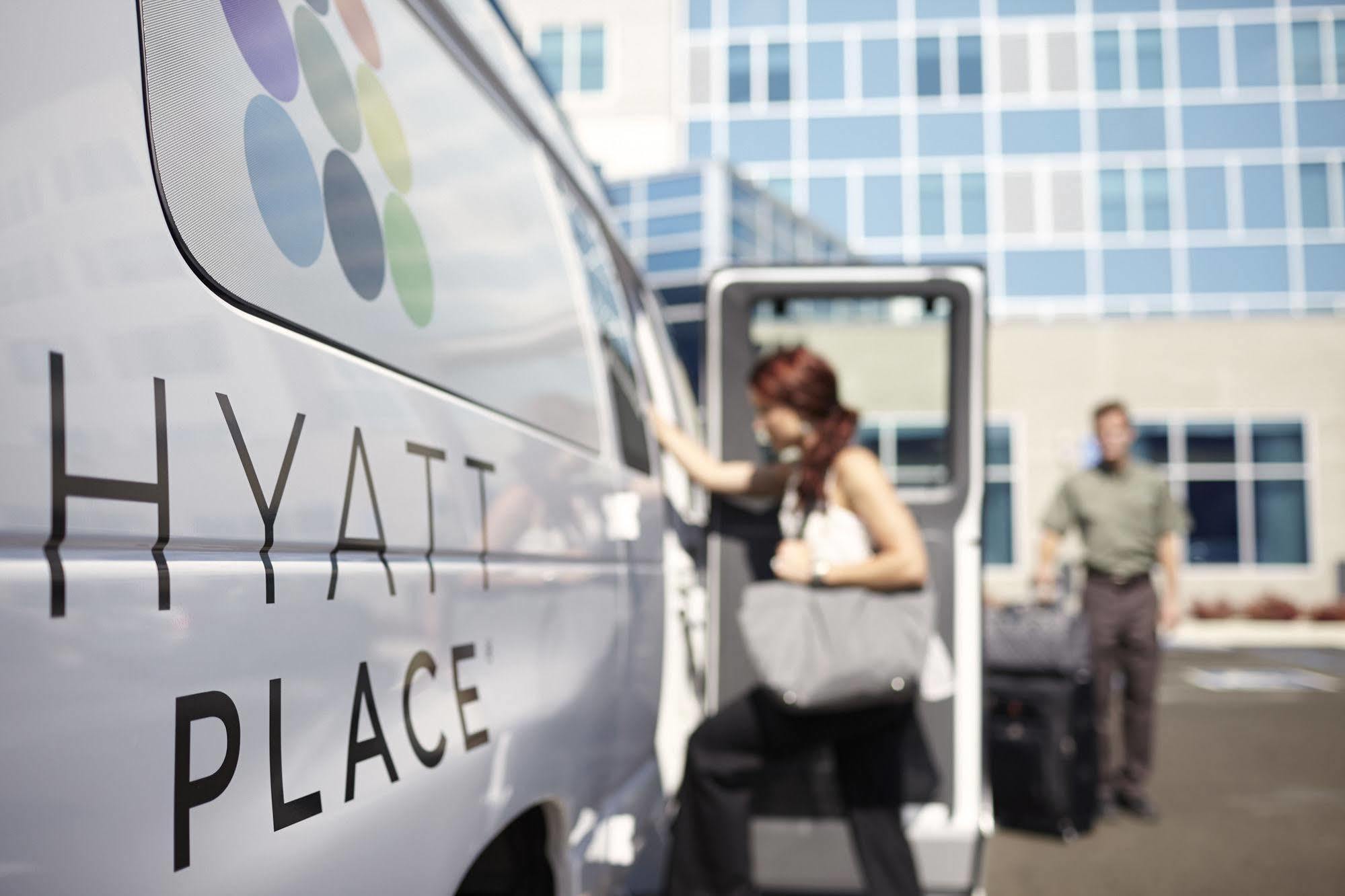 Hyatt Place Detroit/Livonia Exteriör bild
